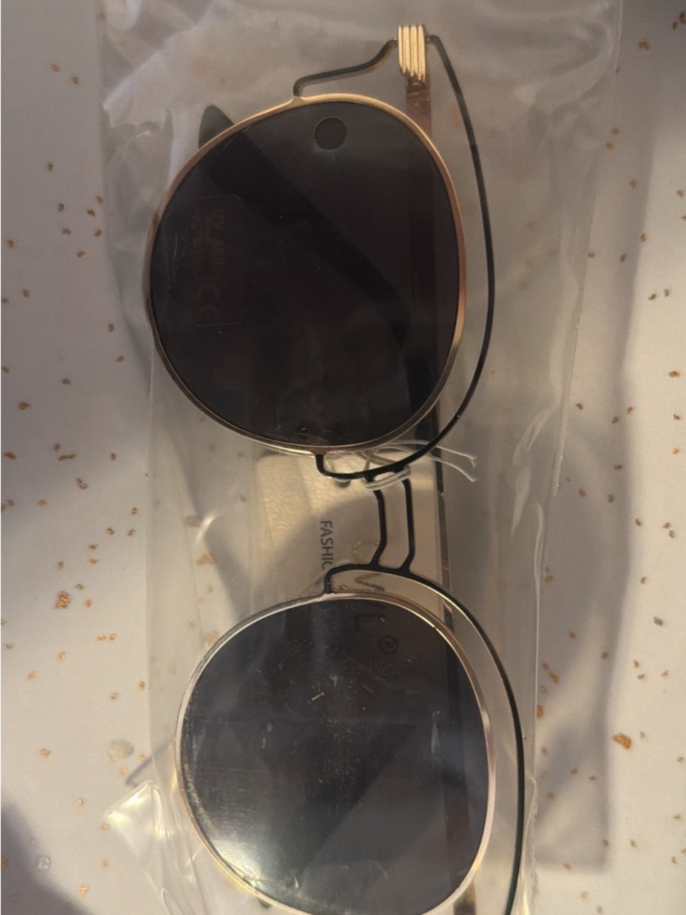 Fashion Sunglasses - Gold Frame Black Lenses